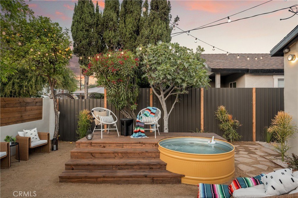 porch, pool