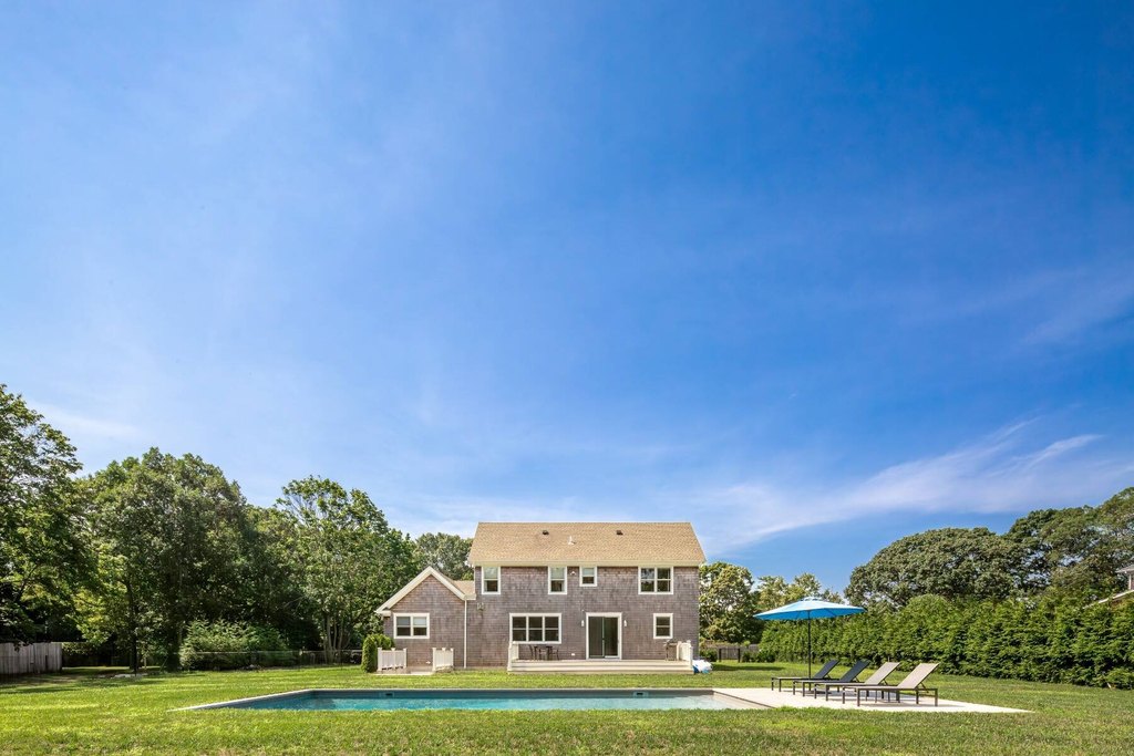 house_view, yard, house_view