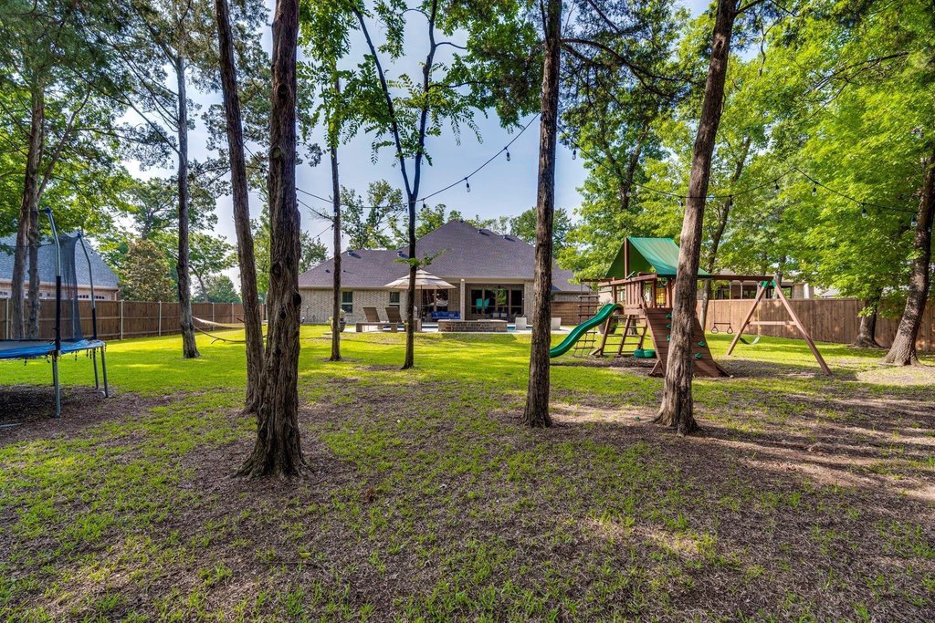 house_view, unknown, yard, house_view